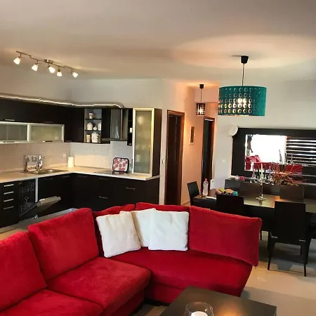 Peramos Luxury Апартаменты *